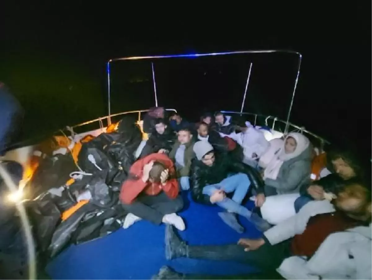 Datça'da 14 kaçak göçmen kurtarıldı