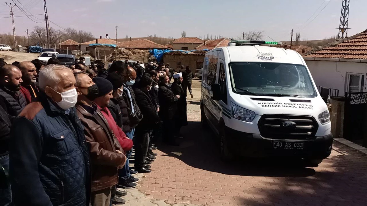 Ensesinden vurularak öldürülen Şeyma toprağa verildi