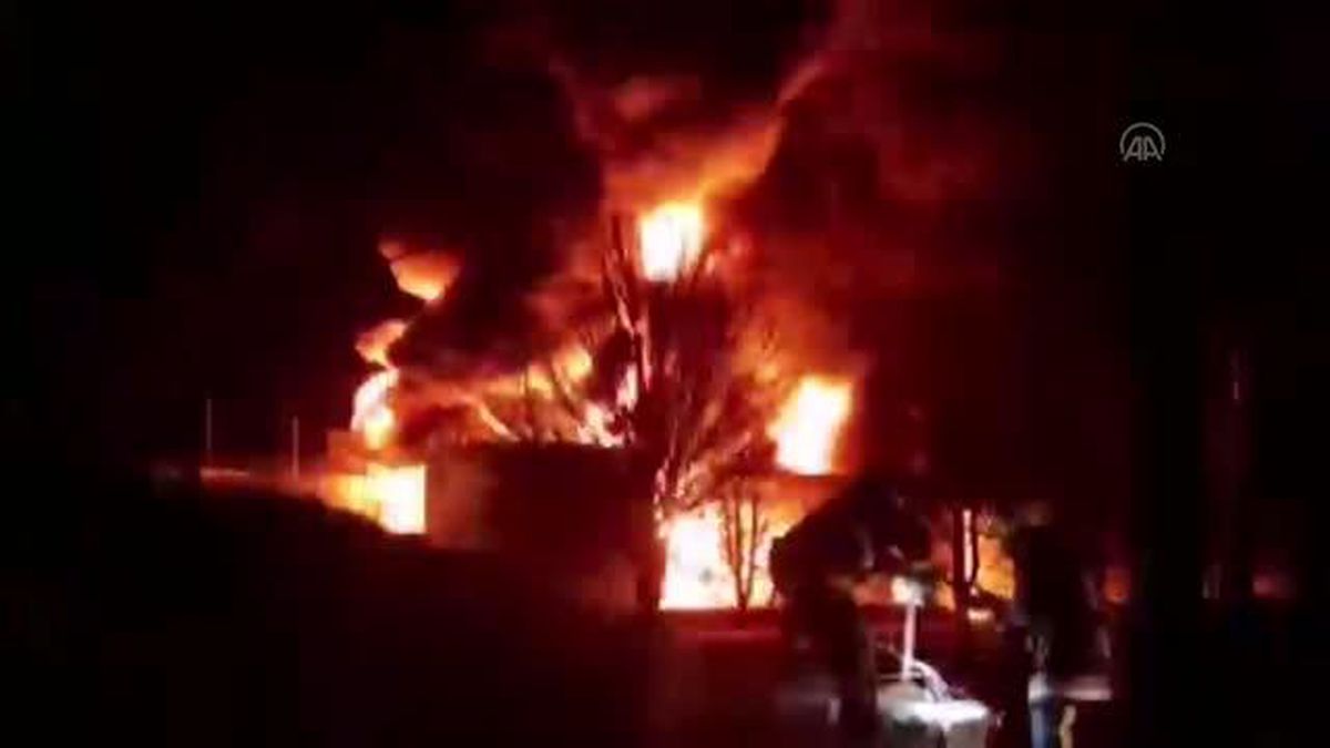 Lutsk şehrindeki petrol deposuna saldırı