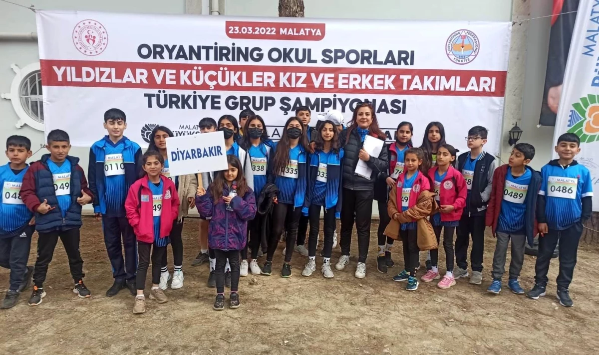 Mehmet Cansız Ortaokulu oryantiring dalında bölge birincisi oldu