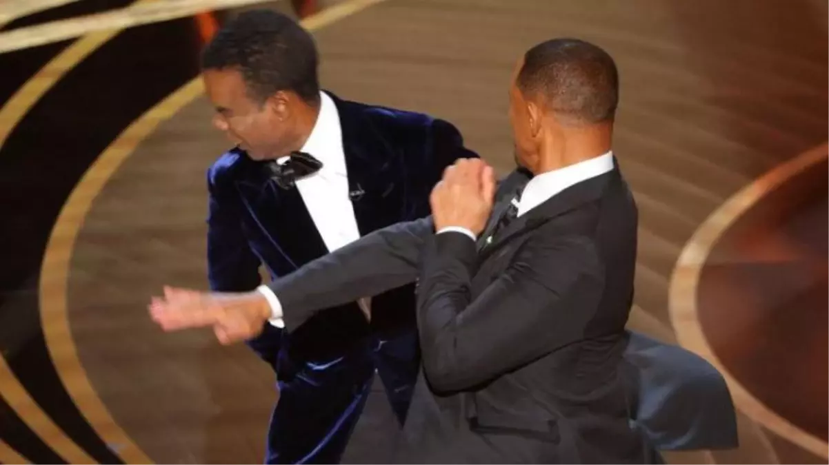 Oscar Töreni\'nde Will Smith komedyeni yumrukladı!