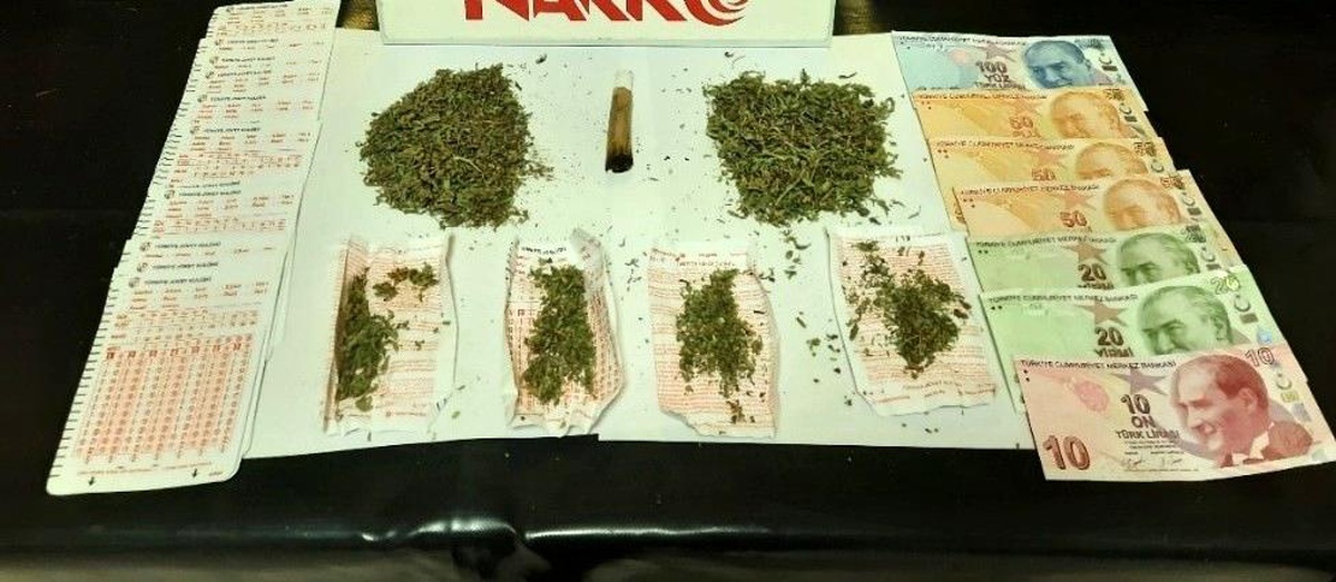 Uyuşturucu taciri 9 kişi tutuklandı