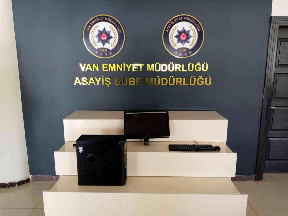 Van\'da değişik suçlardan aranan 26 kişi tutuklandı