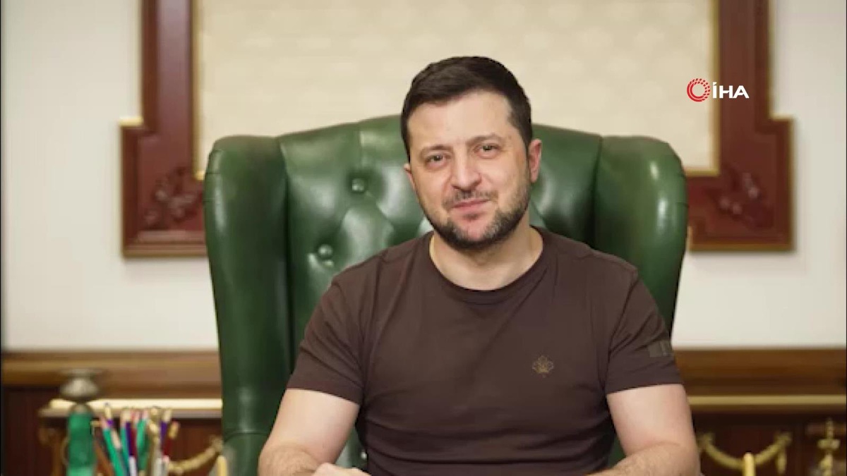 Zelenskiy: "Belediye başkanlarımızı kaçırdılar ve bazılarını öldürdüler"