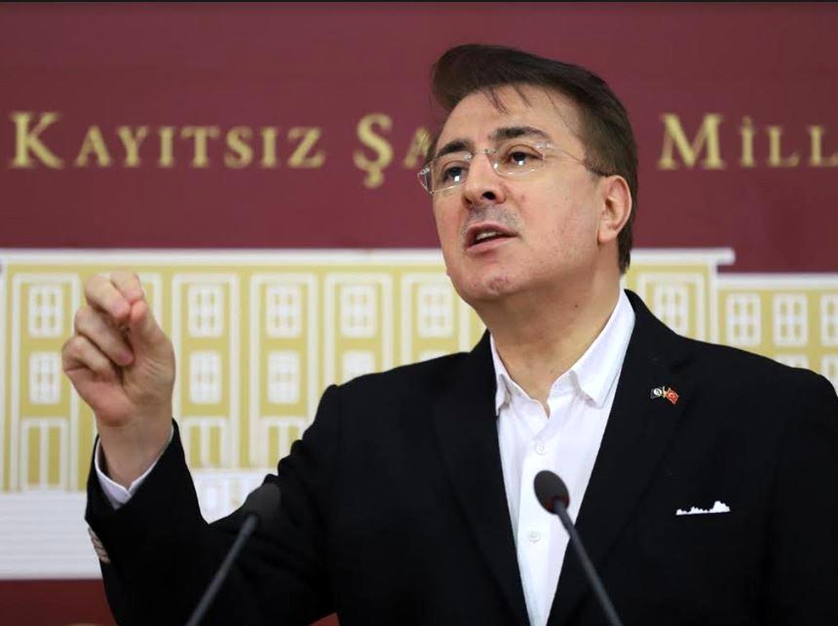 Aydemir: \'Biz Milletimizin yüreğine teslimiz\'