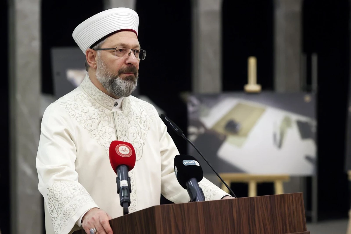 Diyanet İşleri Başkanı Erbaş: "70 bin camimizde kitaplığımız, kütüphanemiz var"