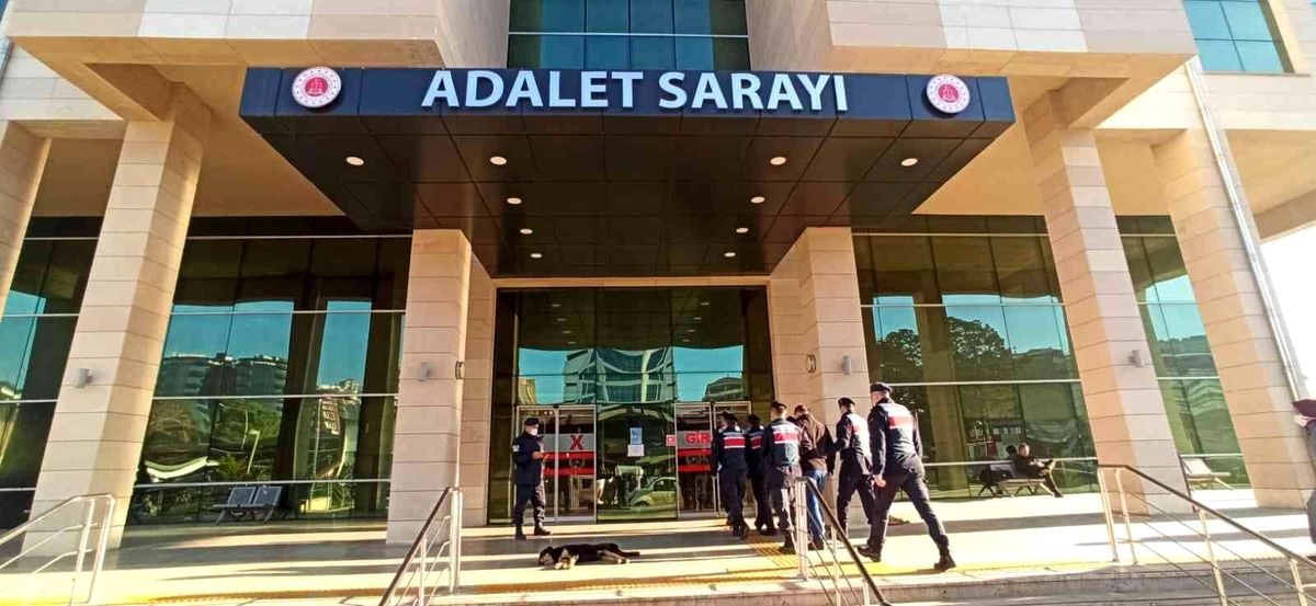 FETÖ üyesi saklandığı evde yakalandı