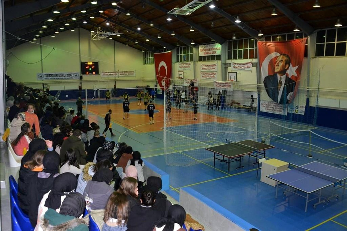 Son dakika haberleri: Gedizli şehitler anısına spor turnuvaları sona erdi