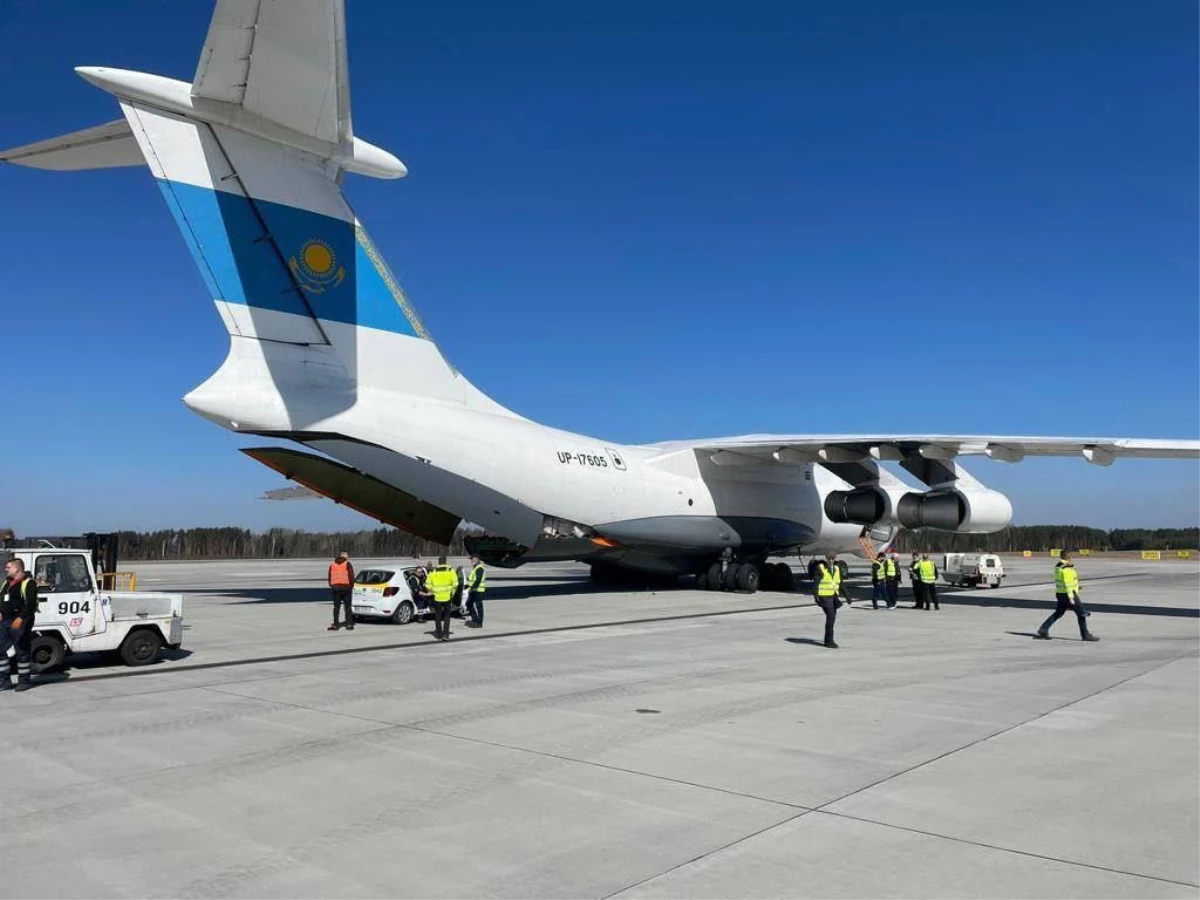 Kazakistan, Ukrayna\'ya ikinci kez insani yardım gönderdi