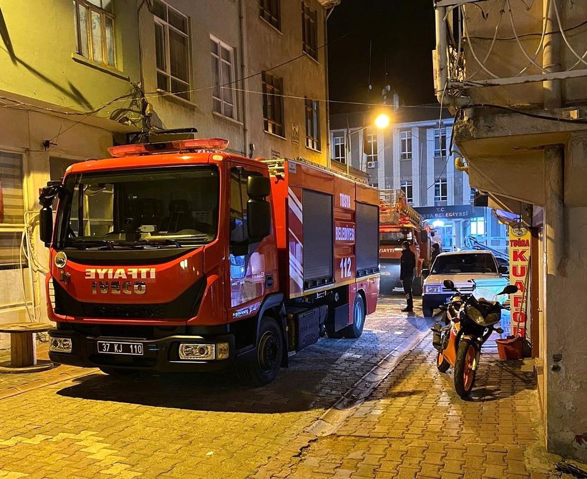 Korkutan baca yangını büyümeden söndürüldü