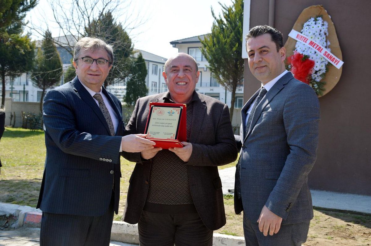 Son dakika: Sakarya\'daki meslek lisesi atölyede ürettiği yemeklerle 1,3 milyon lira gelir kazandı