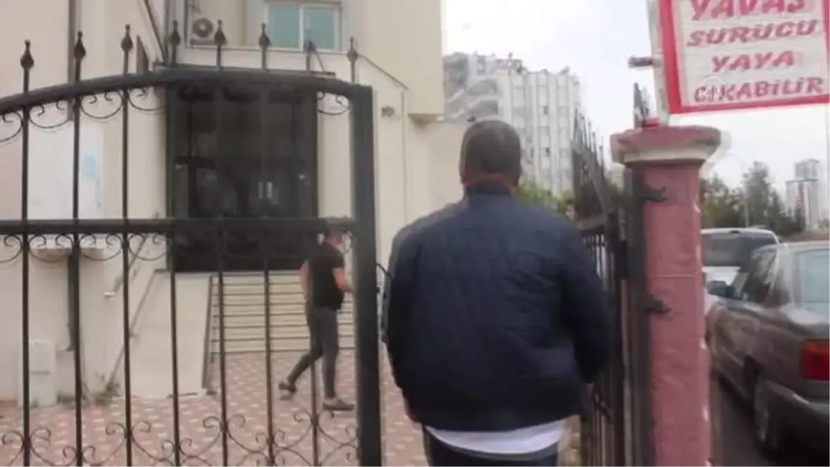 Son dakika haberleri... Silahlı saldırıya uğrayan berber yaralandı