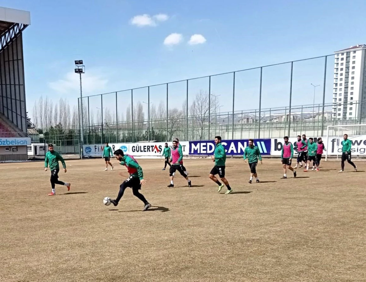 Sivas Belediyespor, İnegölspor maçının taktiğini çalıştı