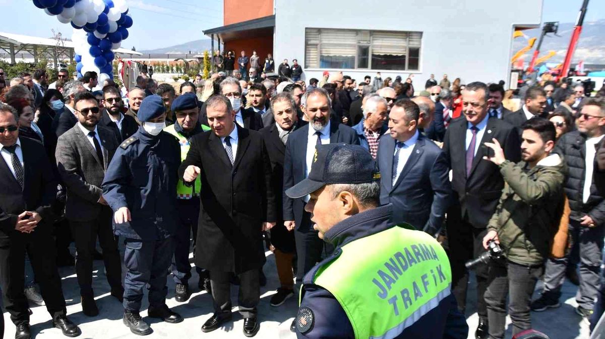 Söke\'deki Tarım Fuarı\'nda jandarmanın standı ilgi gördü