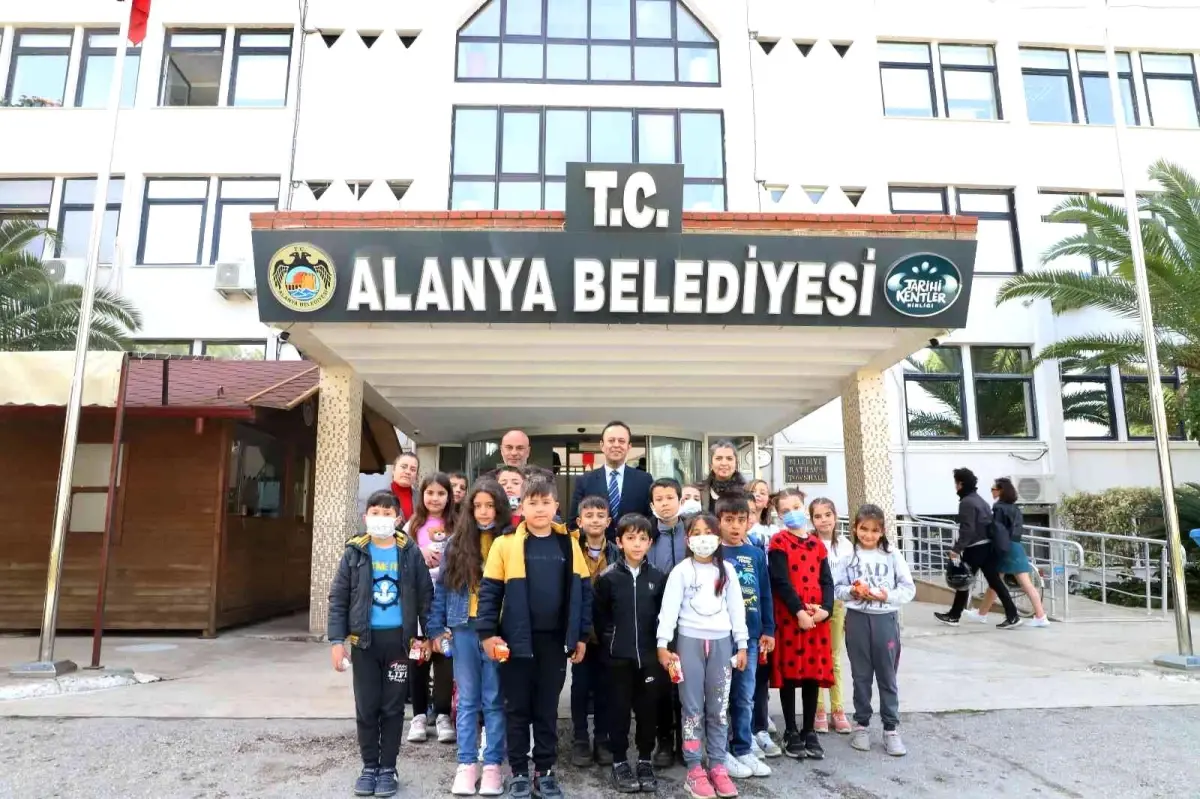 Alanya Belediyesi minik öğrencileri ağırladı