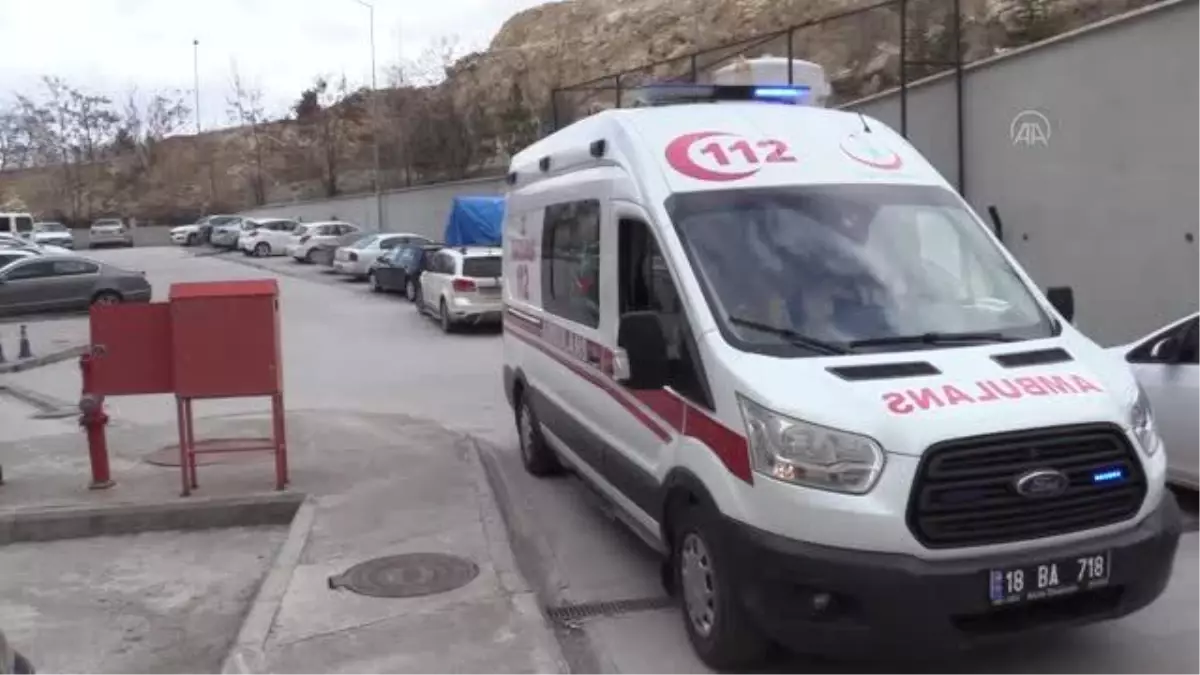 Ambulans ve itfaiye ekibi, bu kez kitap bağışı için seferber oldu