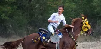 Atların çarpışması sonucu ağır yaralanan genç ciritçi yaşam mücadelesi veriyor