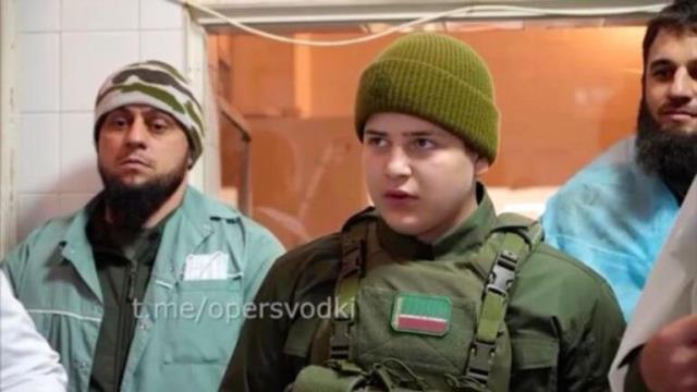 Çeçen lider Kadirov, 14 yaşındaki oğlu Adam'ı Mariupol'e savaşmaya gönderdi