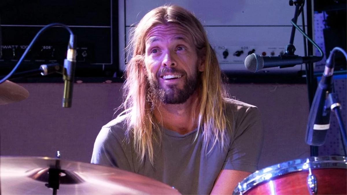 Foo Fighters davulcuları Taylor Hawkins\'in ölümünün ardından turnelerini iptal etti