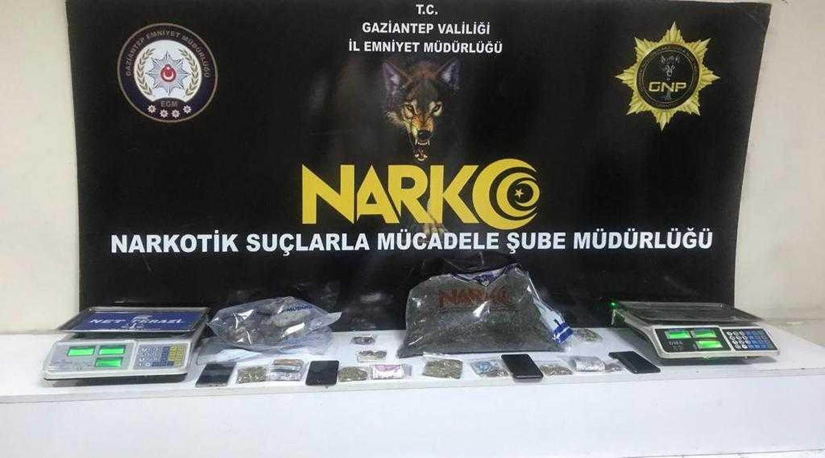 Gaziantep\'te uyuşturucu operasyonunda 11 zanlı yakalandı