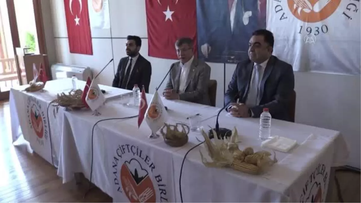 Gelecek Partisi Genel Başkanı Davutoğlu, Adana\'da çiftçileri ziyaret etti