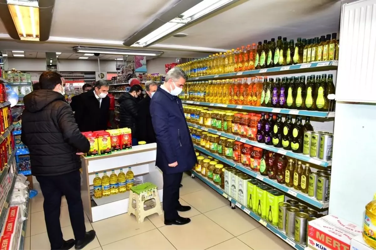 Malatya Valisi Baruş, marketlerde "stokçuluk" ve "fahiş fiyat" denetimine katıldı