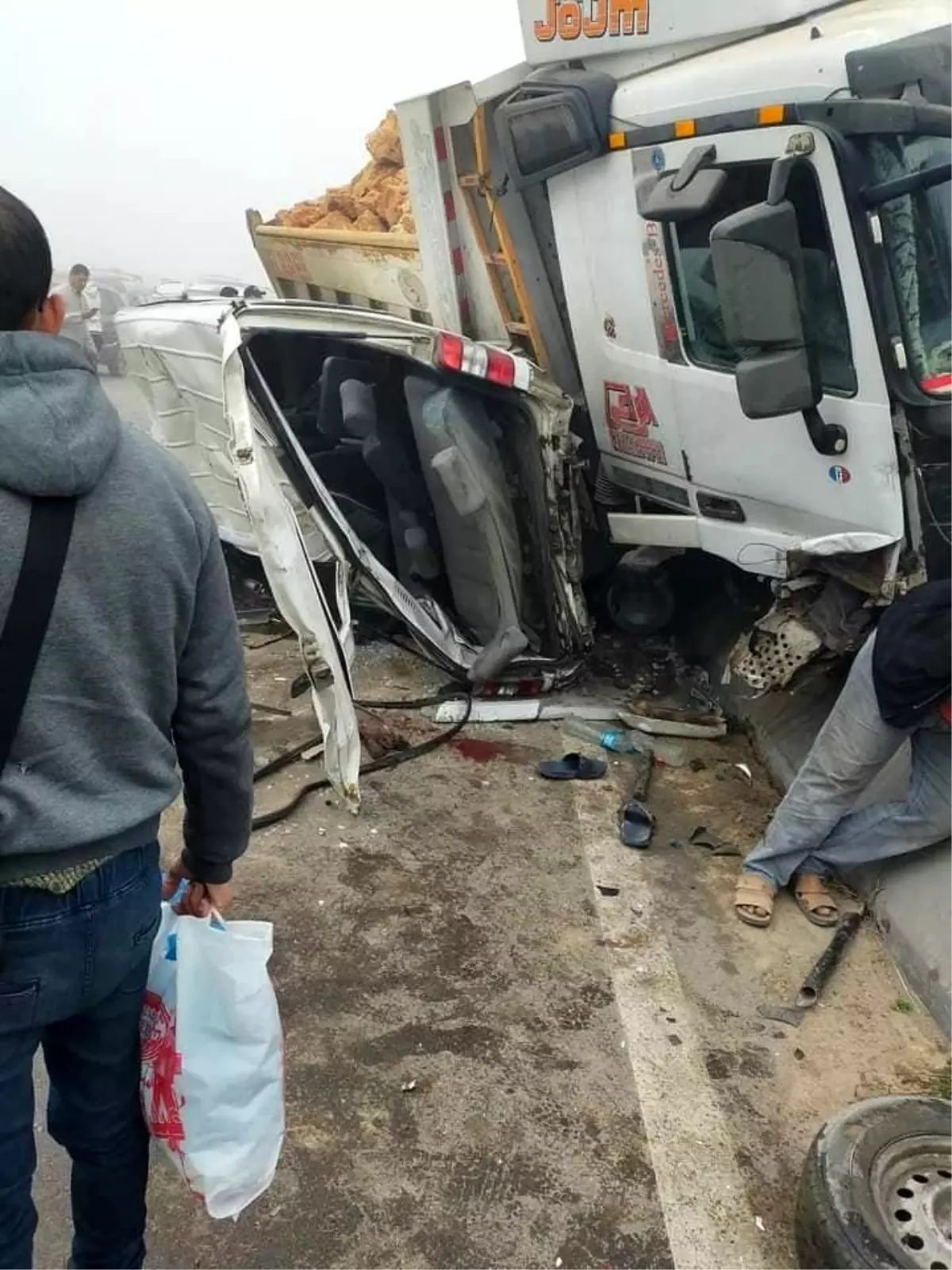 Mısır\'da zincirleme trafik kazası: 20 yaralı