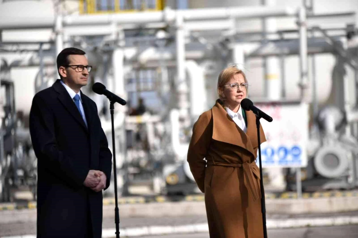 Polonya, Rusya\'dan petrol ithalatını sonlandırıyor