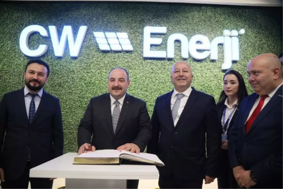 BAKAN VARANK: İHRACATIMIZIN YÜZDE 90\'INI SANAYİ ÜRÜNLERİ OLUŞTURUYOR