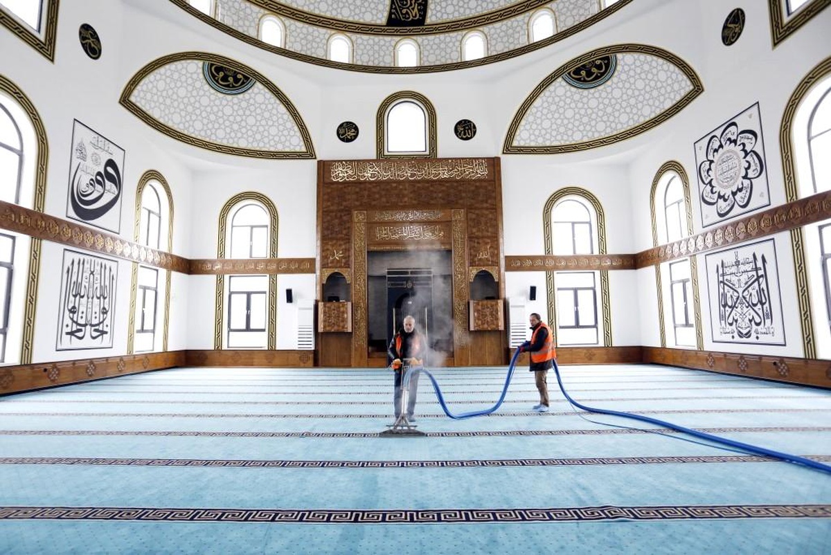 İnegöl\'de camiler ramazana hazırlandı