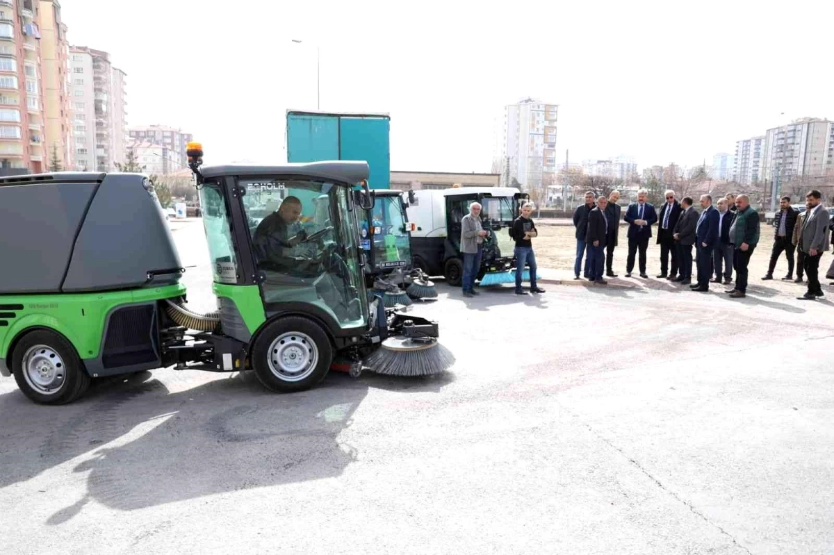 Osman Kavuncu ve Esentepe Mahallesi\'nde ilkbahar temizliği başladı