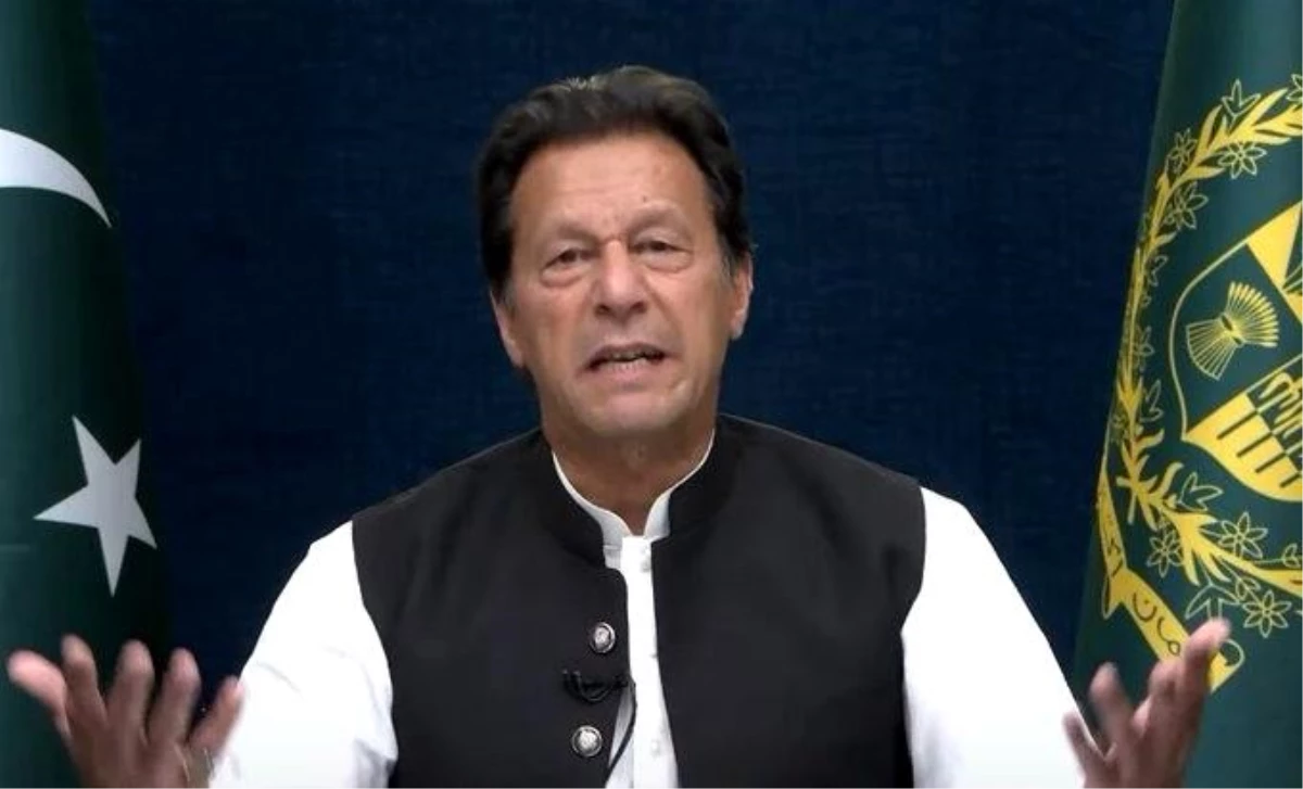 Son dakika haber: Pakistan Başbakanı Khan\'dan hükümetine kurulan komplonun arkasında ABD olduğu iddiası