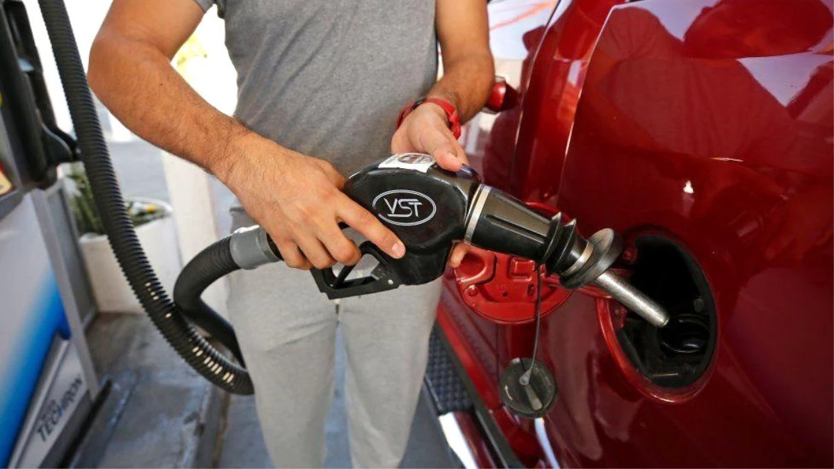 Petrol fiyatları, ABD\'nin stratejik rezervinden piyasaya petrol sürme planı sonrası düştü