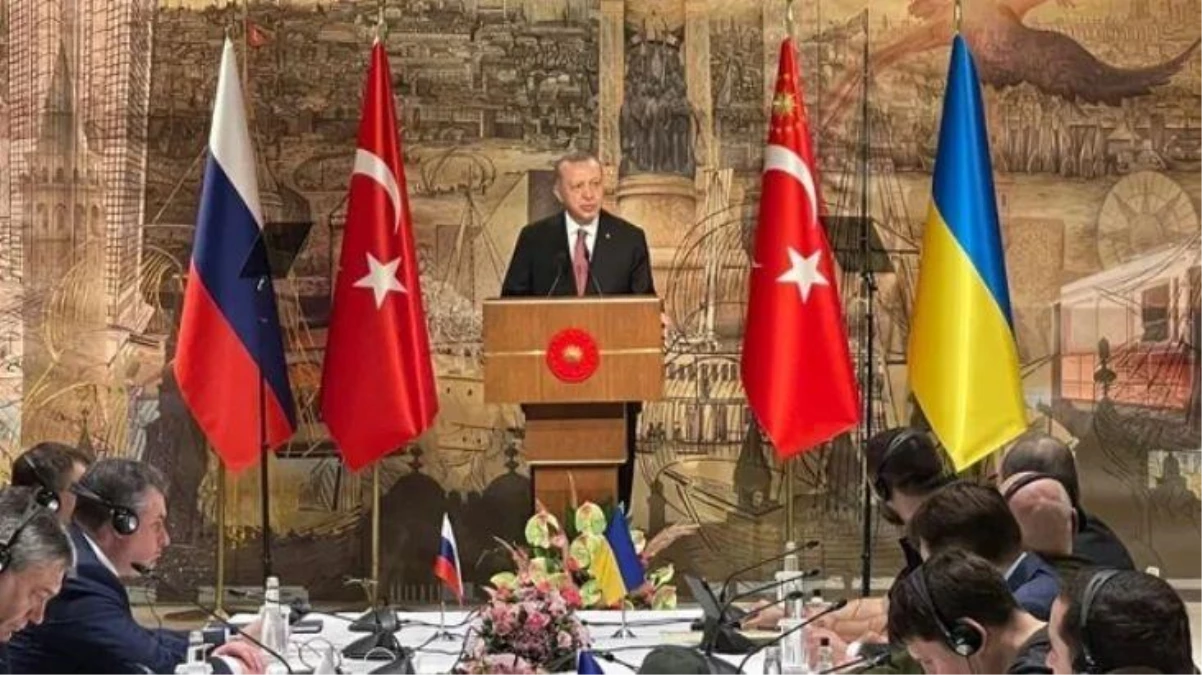 The Guardian: Erdoğan, Zelenski ile Putin\'i buluşturursa, dönüşü muhteşem olur
