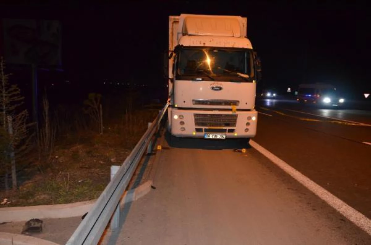 Son dakika: TIR şoförünün ölümüne neden olan sürücü, araç parçaları sayesinde yakalandı