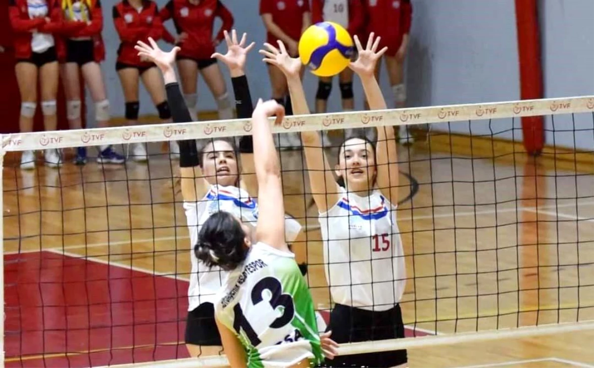 Voleybol grup birinciliği heyecanı Denizli\'de yaşanacak