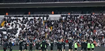 Beşiktaş, Vodafone Park'ta taraftarlara açık antrenman gerçekleştirdi