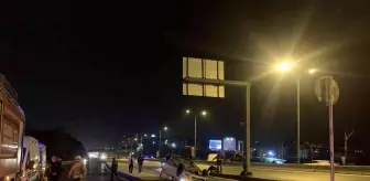 Bostancı'da otomobil takla attı: Araçtaki iki kişi yara almadan kurtuldu