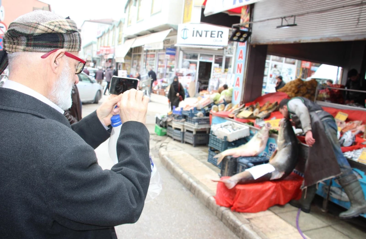 Bu balık tam 103 kilo! Elazığ\'da yakalandı