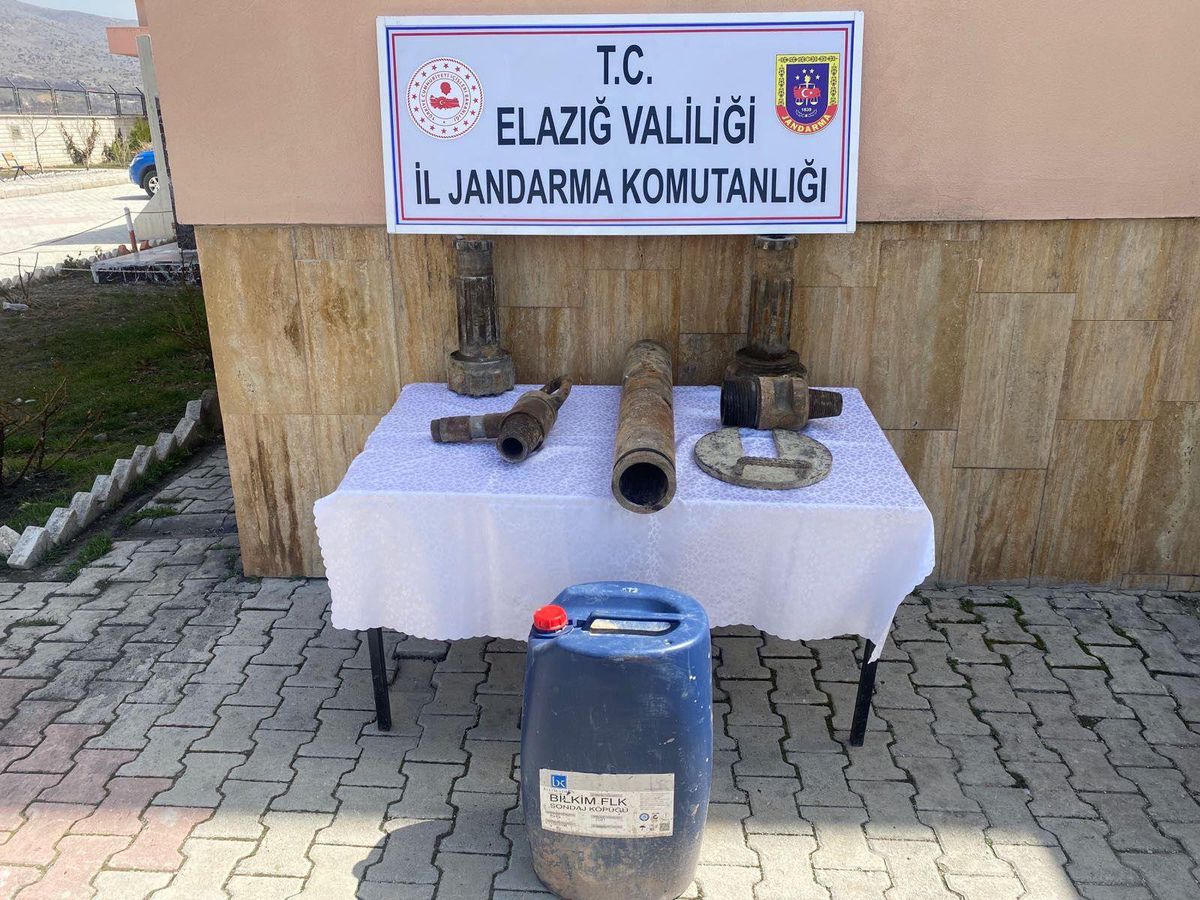 Elazığ\'da sondaj makinesinin parçalarını çalan 2 zanlı yakalandı