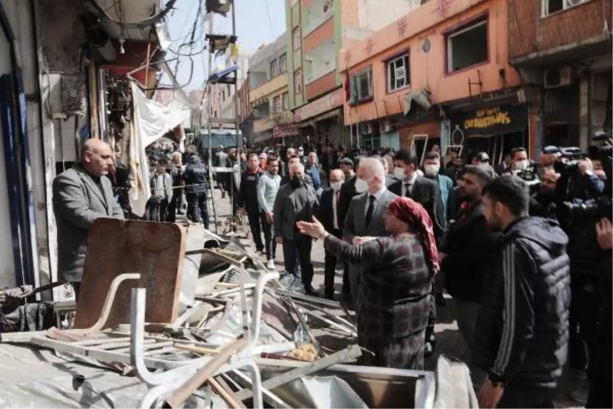 GAZİANTEP\'TEKİ PATLAMANIN BİLANÇOSU; 50 İŞ YERİ, 30 EV VE 4 ARAÇ HASAR GÖRDÜ