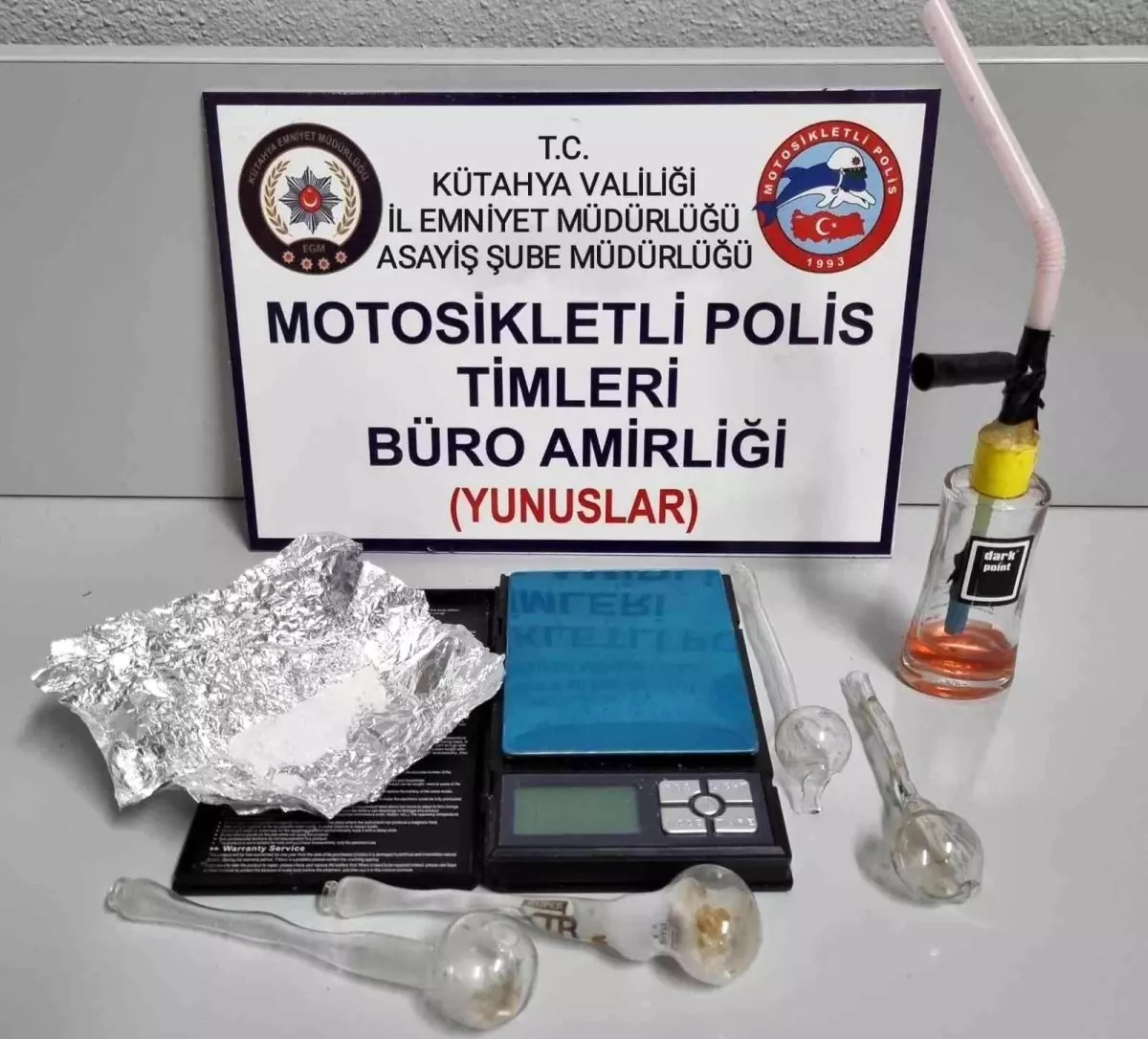 Kütahya\'da Yunus Timlerinin durdurduğu araçta uyuşturucu ele geçirildi