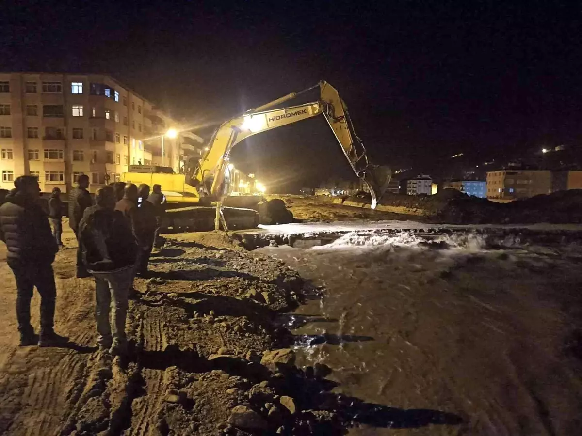 Son dakika haberleri: KASTAMONU - Bozkurt\'ta Ezine Çayı eriyen kar suları ile yükseldi