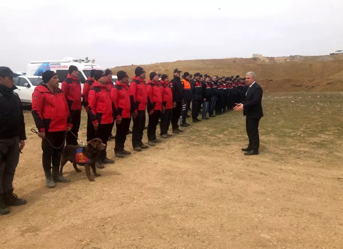 Vali Akın, kayıp arama çalışmalarını yerinde inceledi