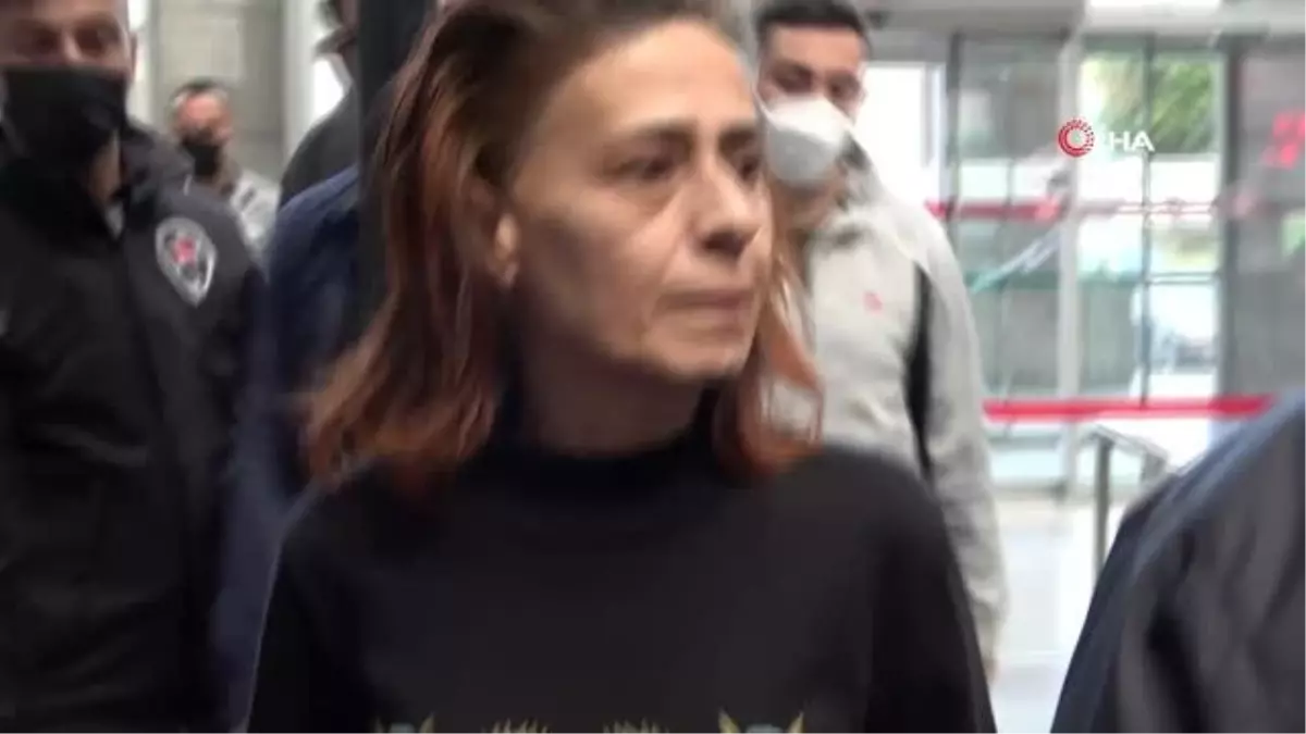 Yıldız Tilbe\'den kendisine hakaret ve tehdit eden kişiler hakkında suç duyurusu