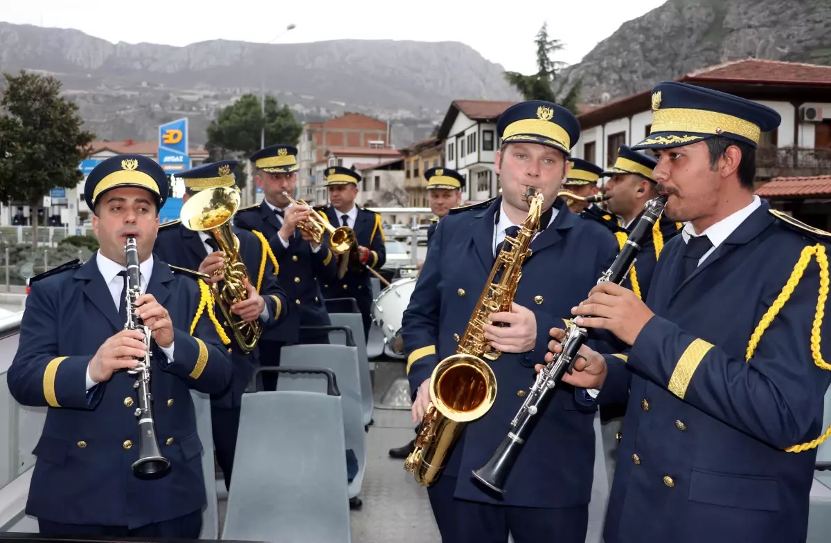 Amasya\'da ramazanda 158 yıllık "bando" geleneği yaşatılıyor