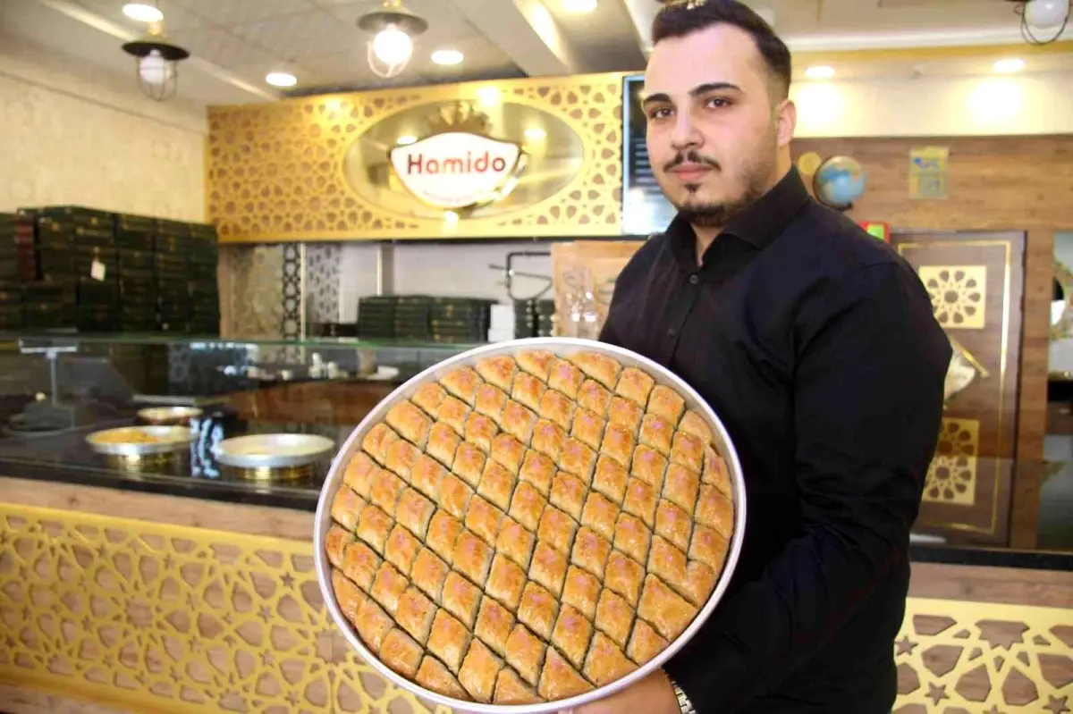 Baklavacıların Ramazan mesaisi başladı