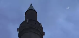 Balkan Müslümanları ilk teravih için camilere akın etti (Sırbistan)