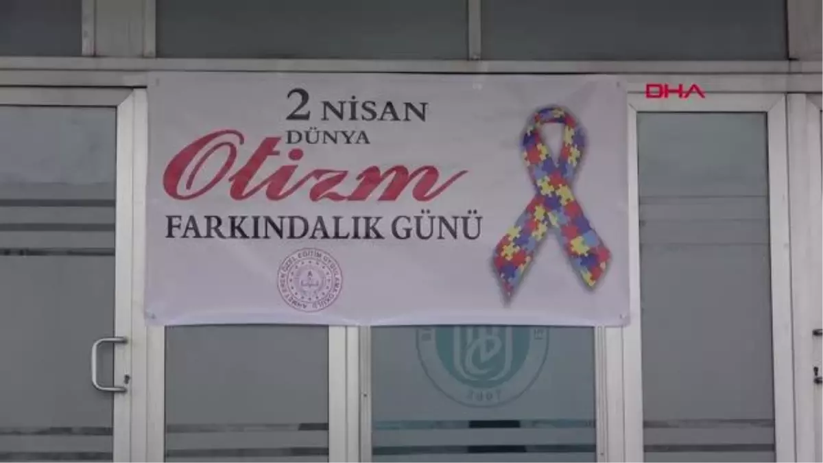 BEÜ SOSYAL HİZMET KULÜBÜ\'NDEN OTİZM FARKINDALIK GÜNÜ ETKİNLİĞİ