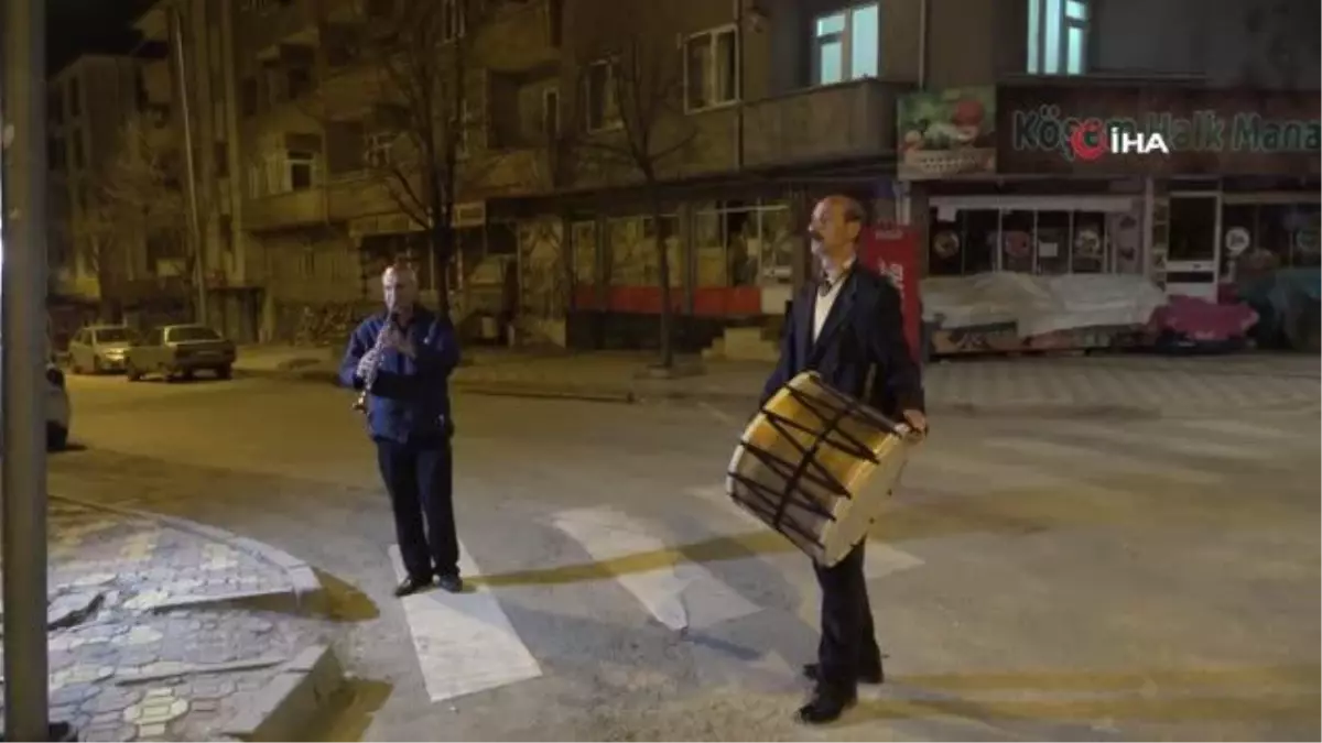 Elazığlılar ilk sahura davul ve klarnet sesiyle uyandı